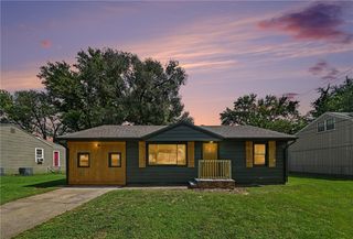 311 N Hudson Street, Buckner, MO 64016
