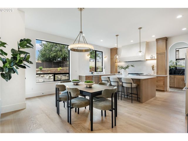 4302 Nw 140TH Way, Vancouver, WA 98685