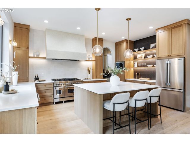 4302 Nw 140TH Way, Vancouver, WA 98685