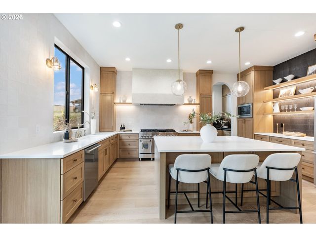 4302 Nw 140TH Way, Vancouver, WA 98685