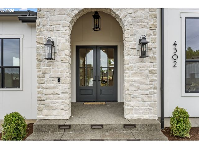 4302 Nw 140TH Way, Vancouver, WA 98685