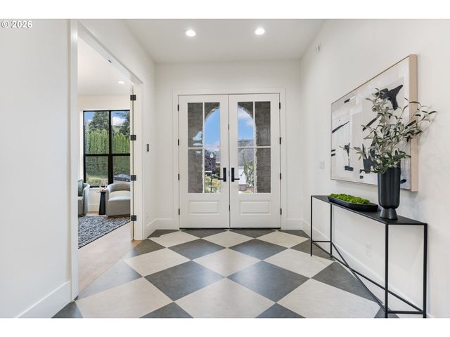 4302 Nw 140TH Way, Vancouver, WA 98685