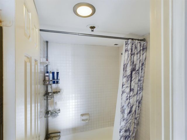 3525 Sage Road 403, Houston, TX 77056