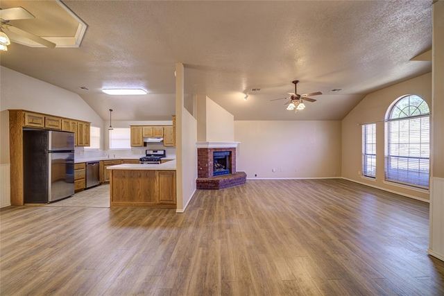 437 Waterfront, Norman, OK 73071