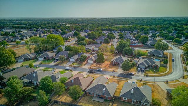 437 Waterfront, Norman, OK 73071