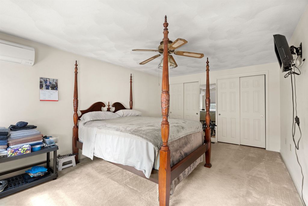 Image 18 of property listing at 27 Reed St # A, Londonderry, NH 03053