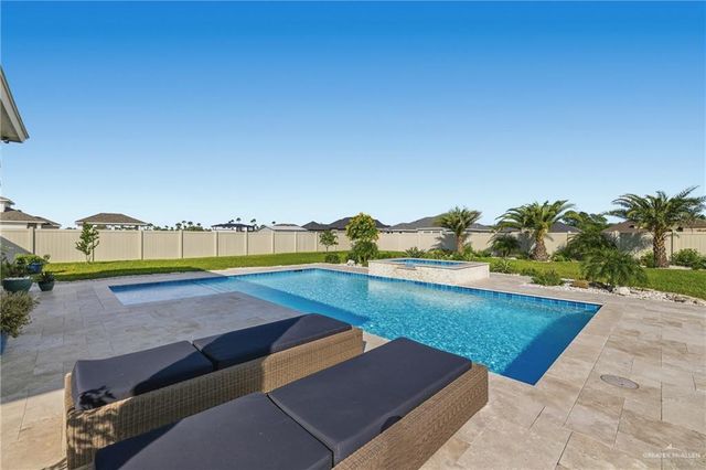 1502 Thacker Lane, Harlingen, TX 78552