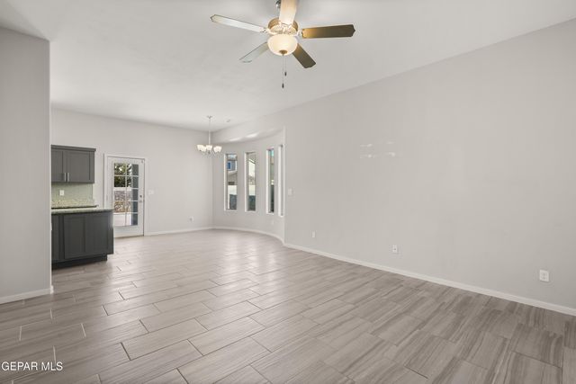 629 CEDARWOOD Avenue, El Paso, TX 79928