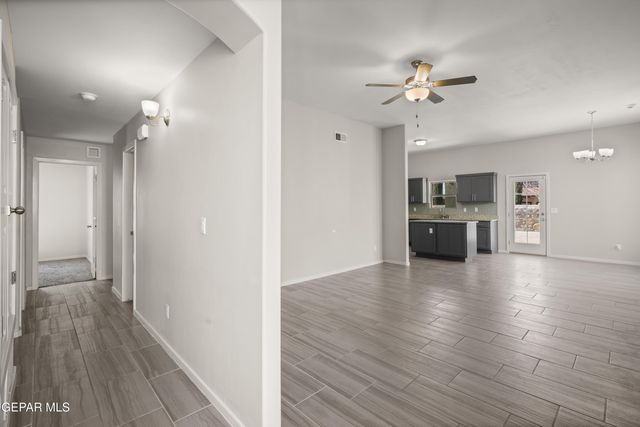 629 CEDARWOOD Avenue, El Paso, TX 79928