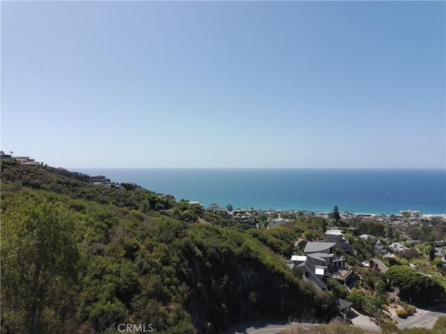 995 Summit, Laguna Beach, CA 92651