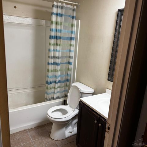 4904 Chalet Drive, St Bernard, OH 45217