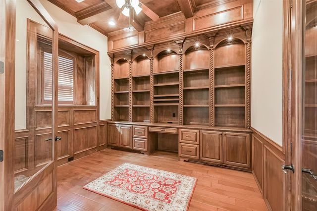 427 Lassen Villa Court, Houston, TX 77336