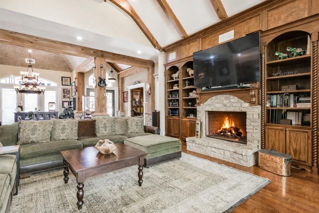 427 Lassen Villa Court, Houston, TX 77336