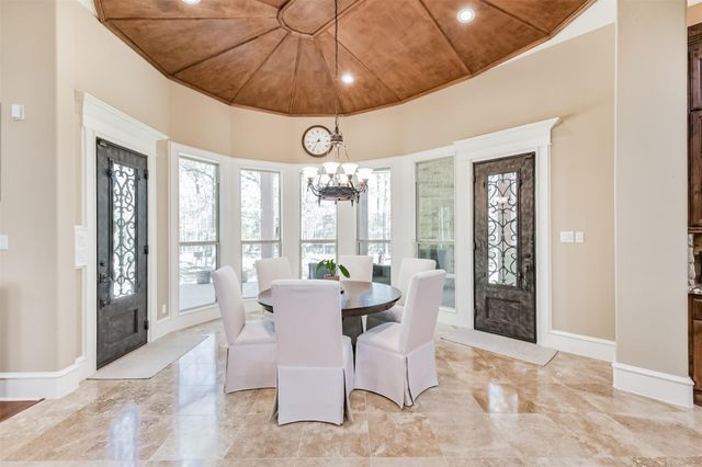 427 Lassen Villa Court, Houston, TX 77336