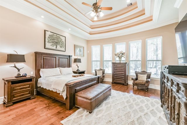 427 Lassen Villa Court, Houston, TX 77336