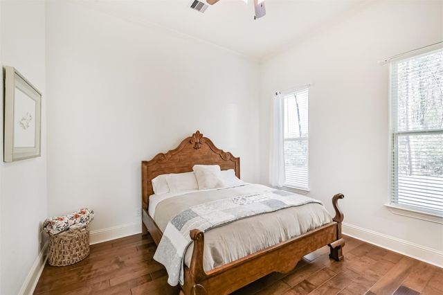 427 Lassen Villa Court, Houston, TX 77336