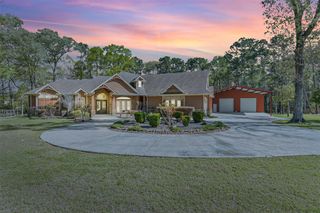 427 Lassen Villa Court, Houston, TX 77336