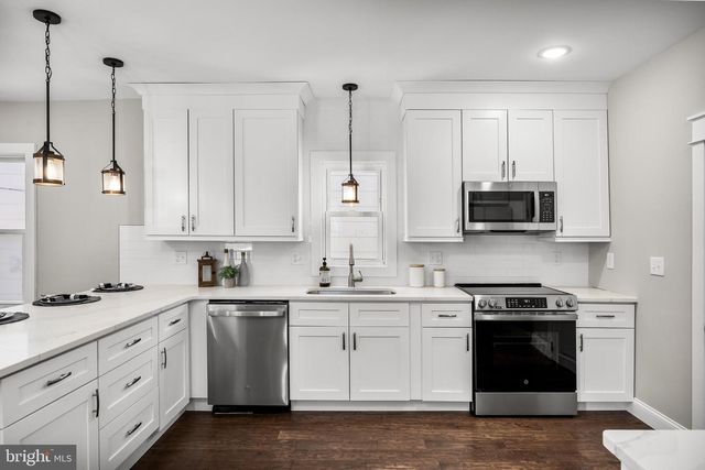 219 LUMBERTON AVE, Hainesport, NJ 08036