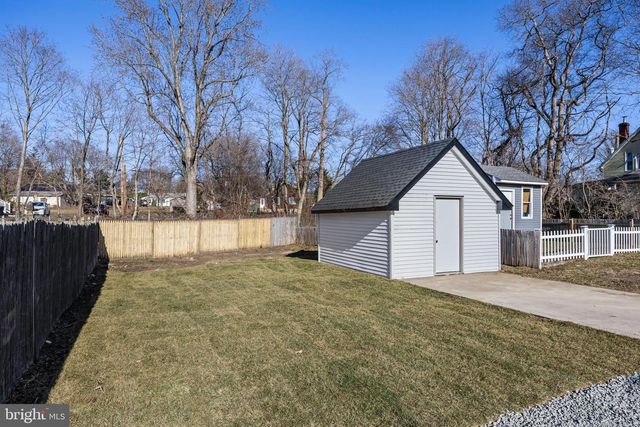 219 LUMBERTON AVE, Hainesport, NJ 08036