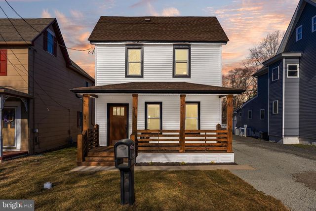 219 LUMBERTON AVE, Hainesport, NJ 08036