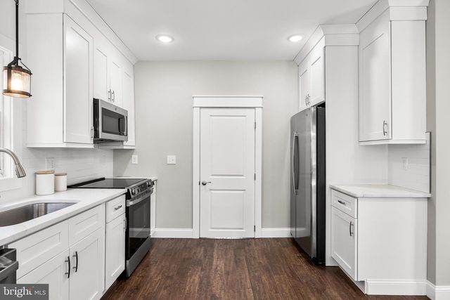 219 LUMBERTON AVE, Hainesport, NJ 08036