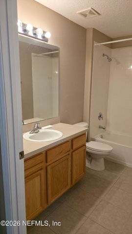 575 OAKLEAF PLANTATION Parkway 901, Orange Park, FL 32065