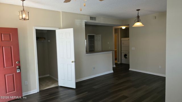 575 OAKLEAF PLANTATION Parkway 901, Orange Park, FL 32065
