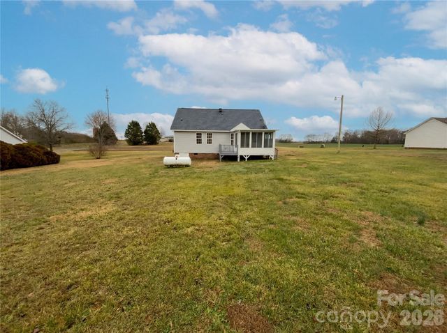 1617 Maurice Trull Road, Wingate, NC 28174