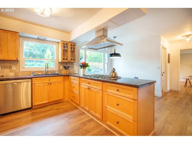 6220 Sw SPRUCE Ave, Beaverton, OR 97005