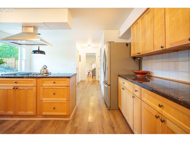 6220 Sw SPRUCE Ave, Beaverton, OR 97005