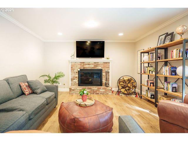 6220 Sw SPRUCE Ave, Beaverton, OR 97005