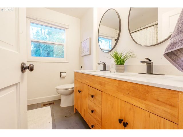 6220 Sw SPRUCE Ave, Beaverton, OR 97005