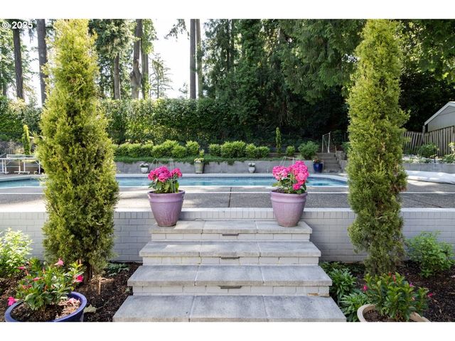 6220 Sw SPRUCE Ave, Beaverton, OR 97005