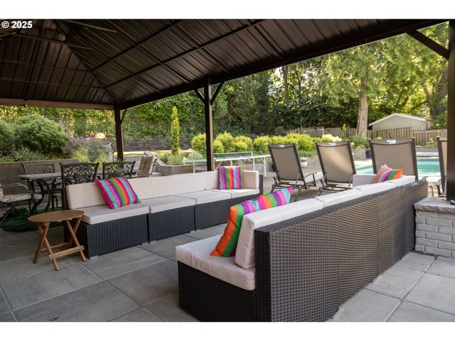 6220 Sw SPRUCE Ave, Beaverton, OR 97005