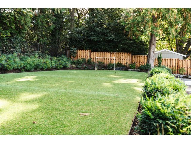 6220 Sw SPRUCE Ave, Beaverton, OR 97005