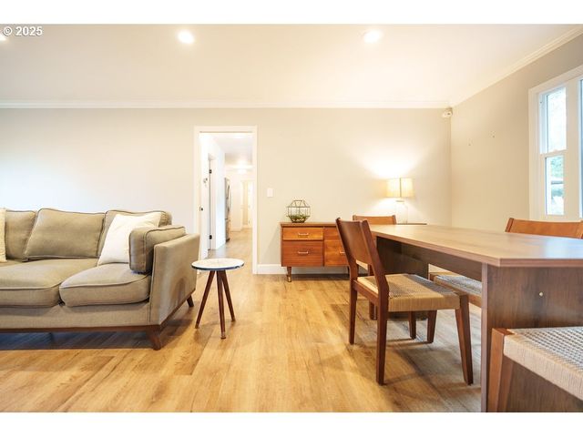 6220 Sw SPRUCE Ave, Beaverton, OR 97005