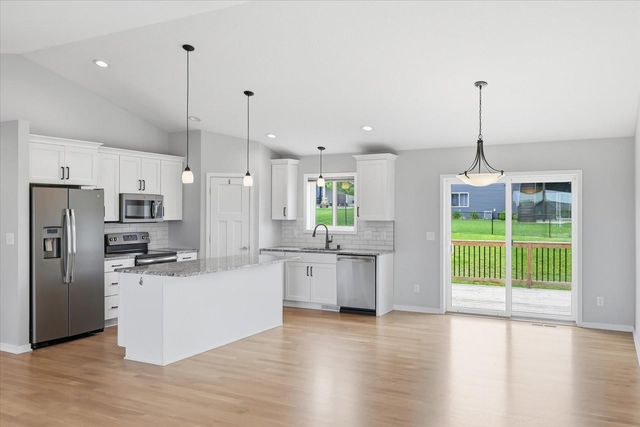 732 Towne Drive NE, Byron, MN 55920