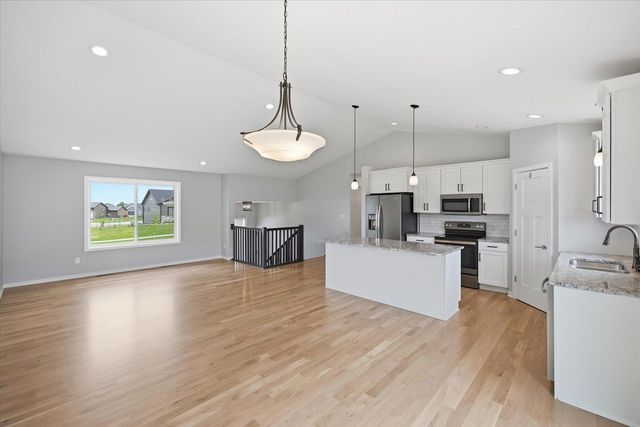 732 Towne Drive NE, Byron, MN 55920