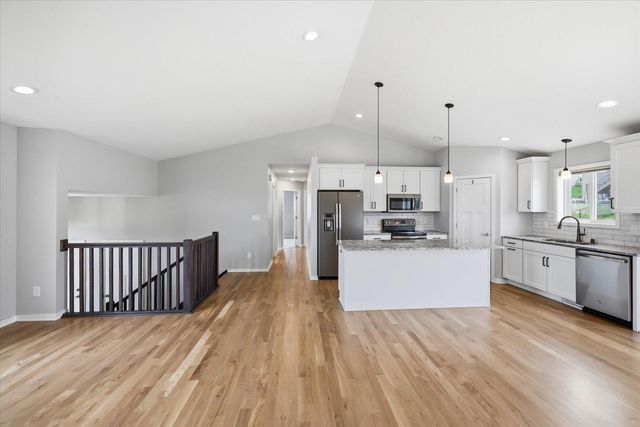 732 Towne Drive NE, Byron, MN 55920