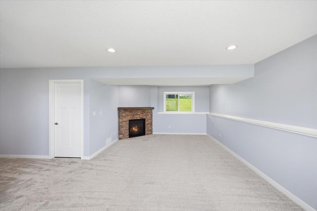 732 Towne Drive NE, Byron, MN 55920