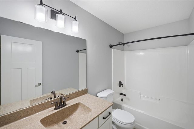 732 Towne Drive NE, Byron, MN 55920