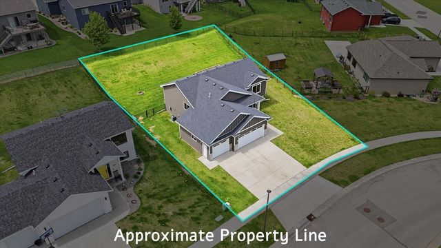 732 Towne Drive NE, Byron, MN 55920