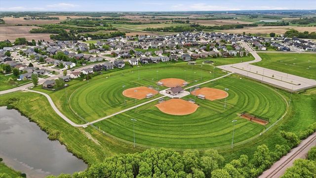 732 Towne Drive NE, Byron, MN 55920