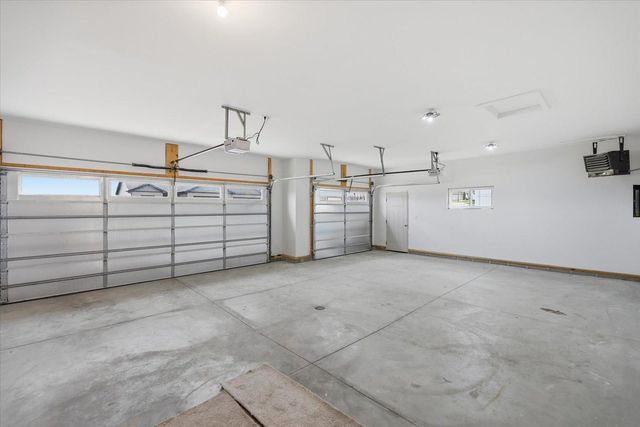 732 Towne Drive NE, Byron, MN 55920