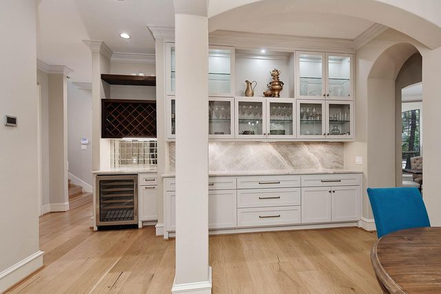 19 Hunnewell Way, The Woodlands, TX 77382