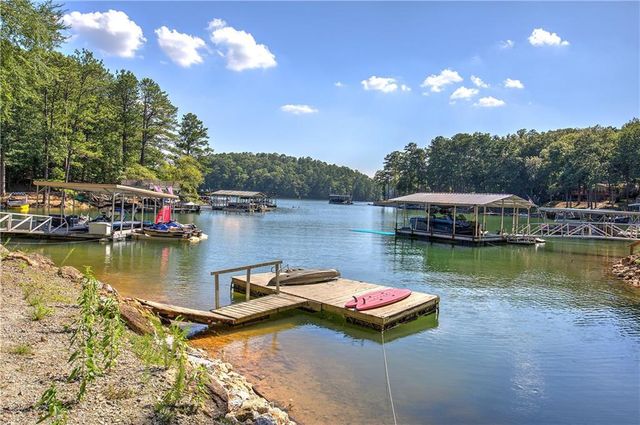 40 Oriole Drive SE, White, GA 30184