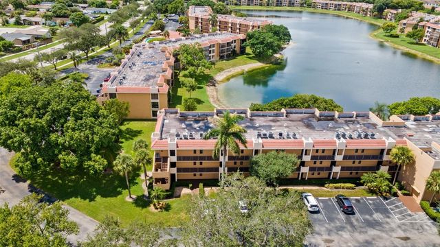5836 Coral Lake Drive 312, Margate, FL 33063