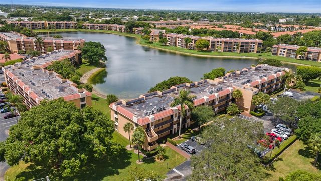 5836 Coral Lake Drive 312, Margate, FL 33063