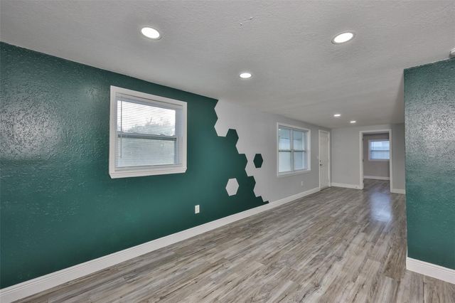 12870 101ST WAY, Largo, FL 33773