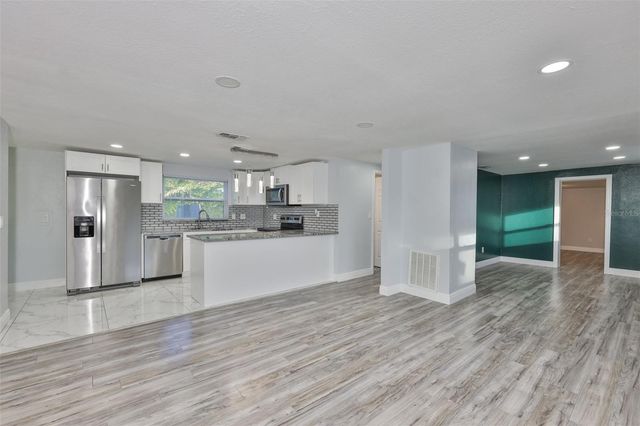 12870 101ST WAY, Largo, FL 33773